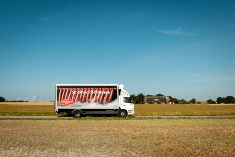 Eldsberga Chark lastbil på väg