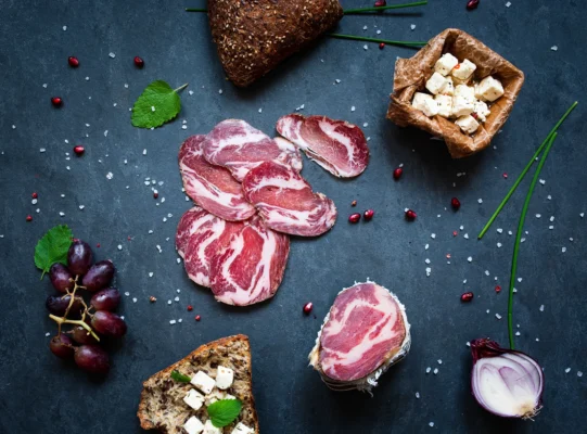 Kallrökt karre, den kroatiska delikatessen från Eldsberga Chark